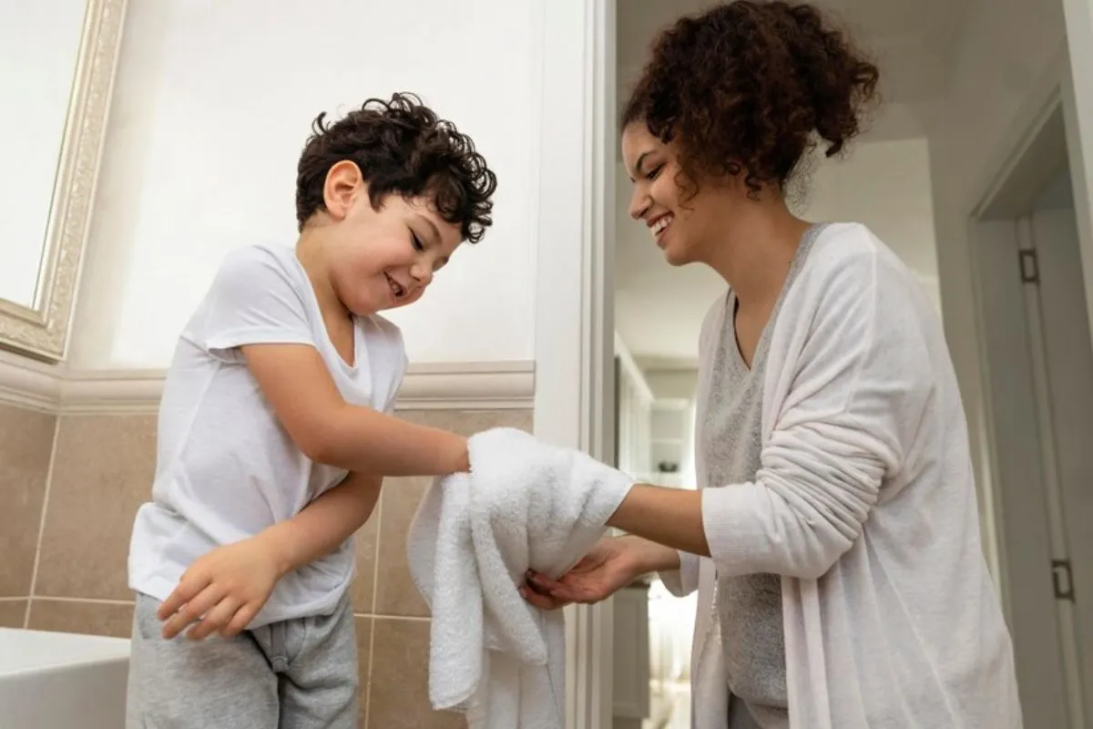 Como ensinar bons hábitos de higiene pessoal aos seus filhos?