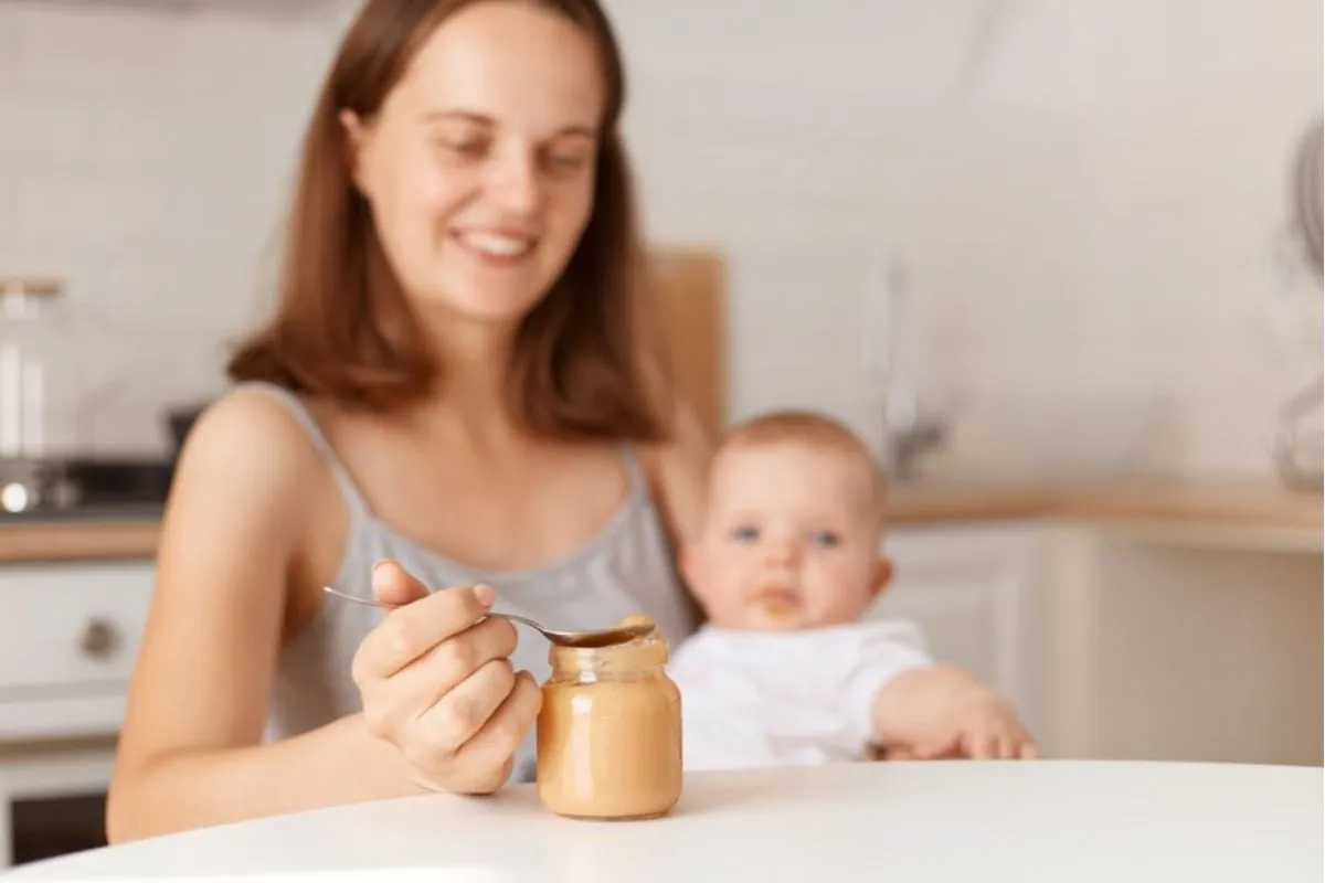 Como escolher papinha para bebê? Dicas práticas para pais