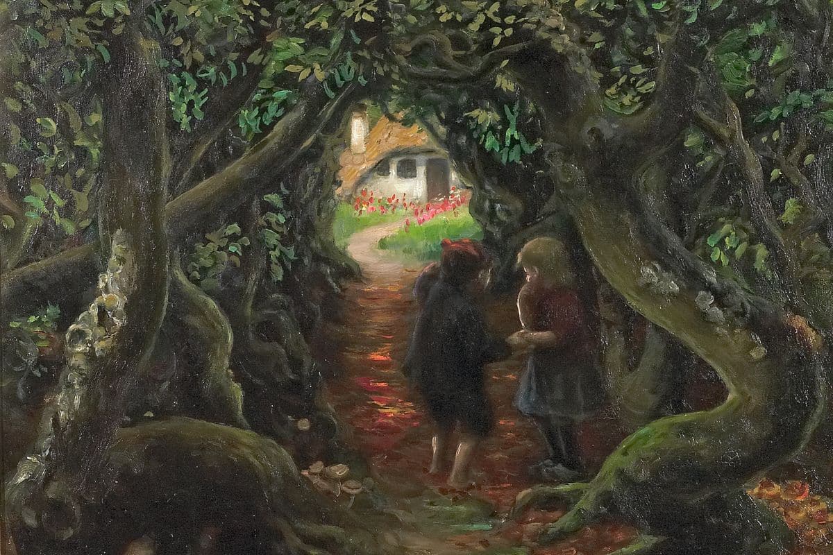João e Maria observam uma casa iluminada entre as árvores de uma floresta escura